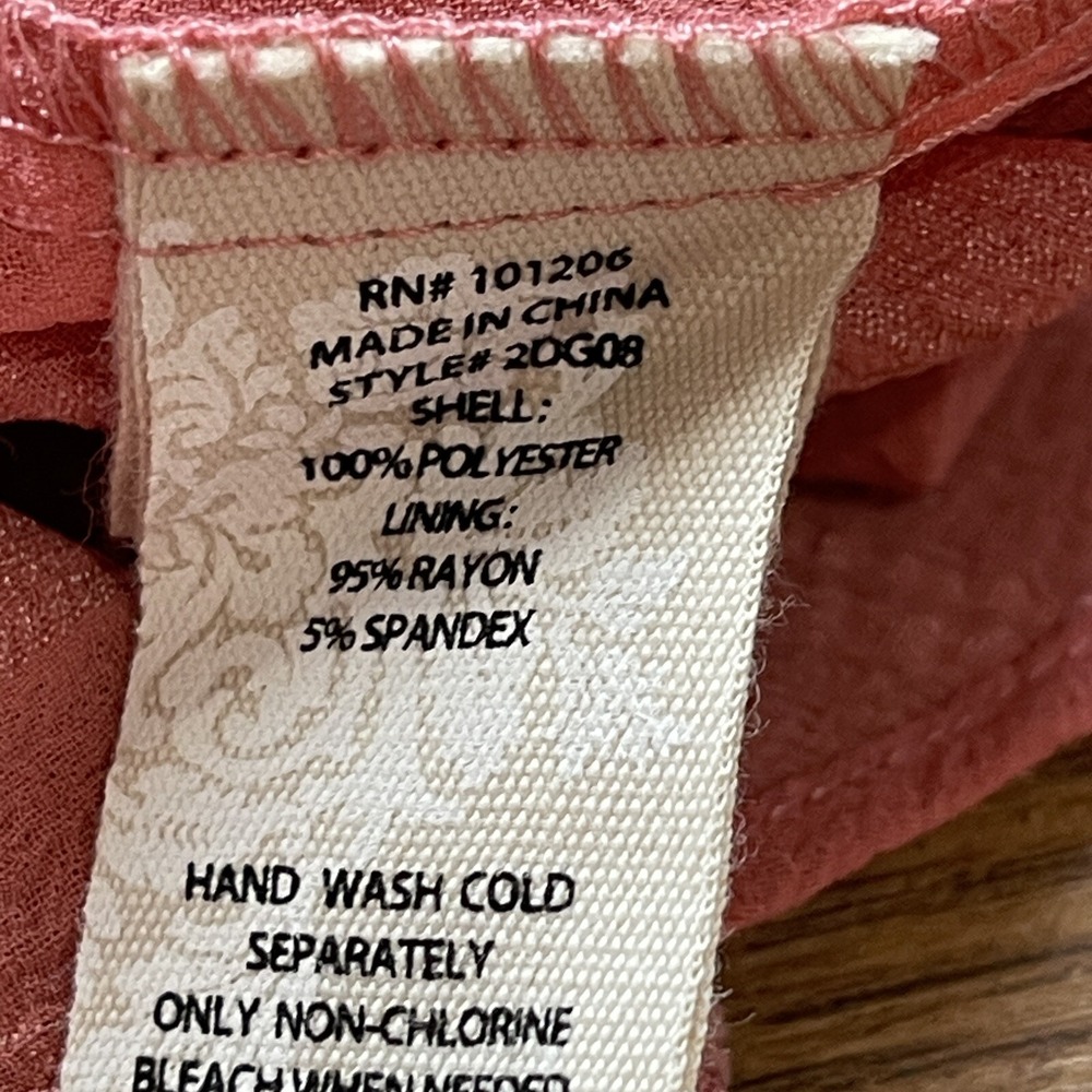 Soft Surroundings NWT Pink Rose Short Sleeve Tenerife Button Back Blouse NWT XS - Picture 6 of 7